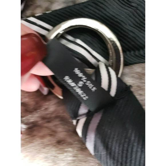 EXPRESS SIZE Small Silk 1.5 INCH WIDE BELT BLACK & WHITE STRIPE WOMEN'S‎ - Picture 2 of 5